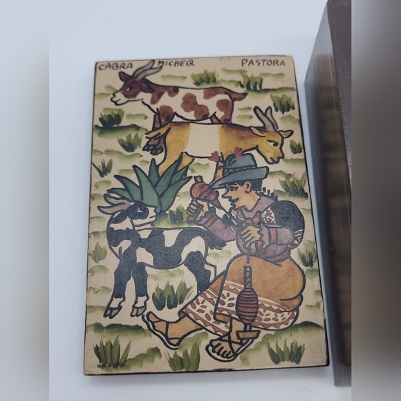 Folk Art Wooden Trinket Box Hand Painted Cabra Micheq Pastora - Picture 8 of 14
